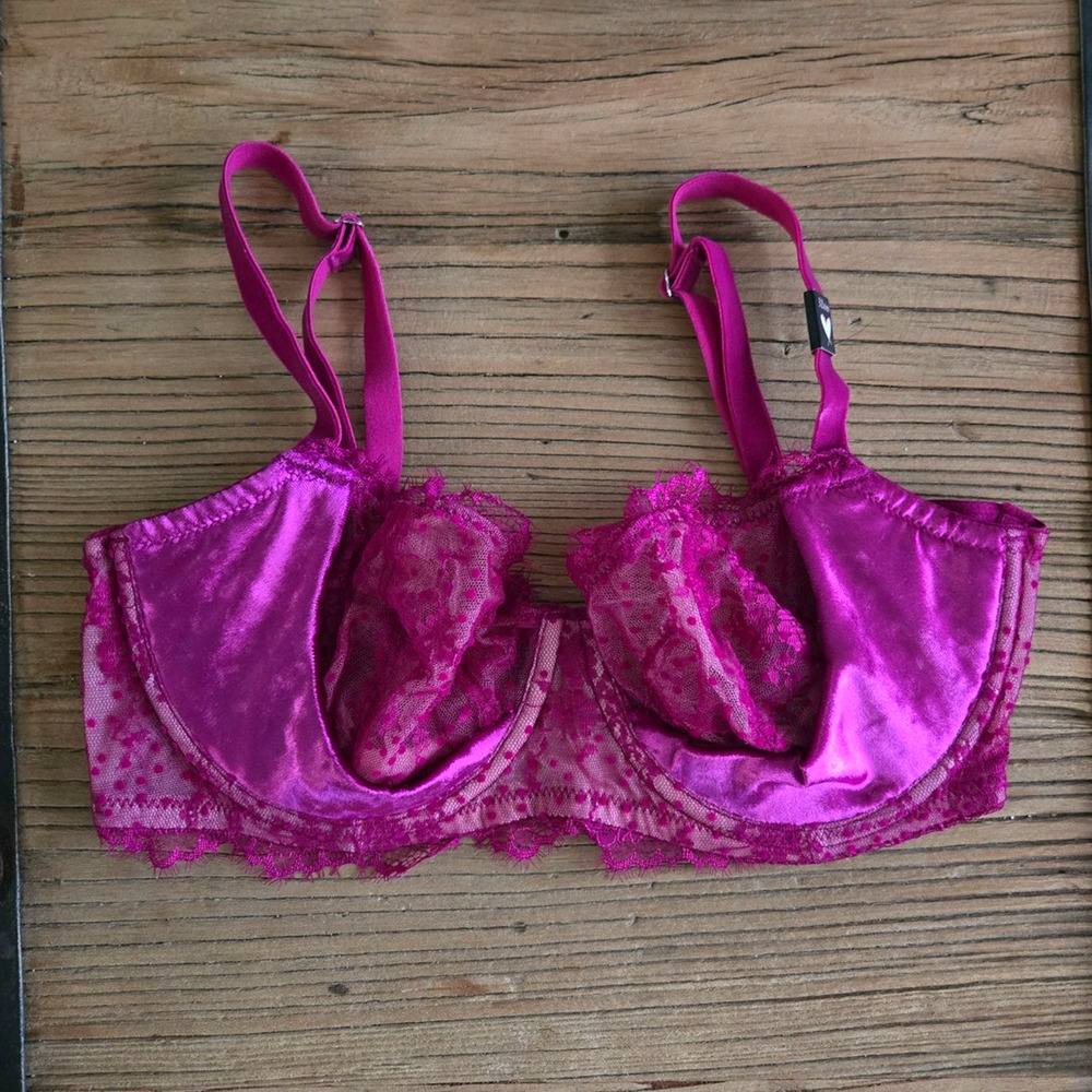 ictoria's Secret Dream Angels Wicked Fuchsia Magenta Balconette Bra NWT sz 32DDD